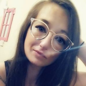 Meet your Posher, Àshley